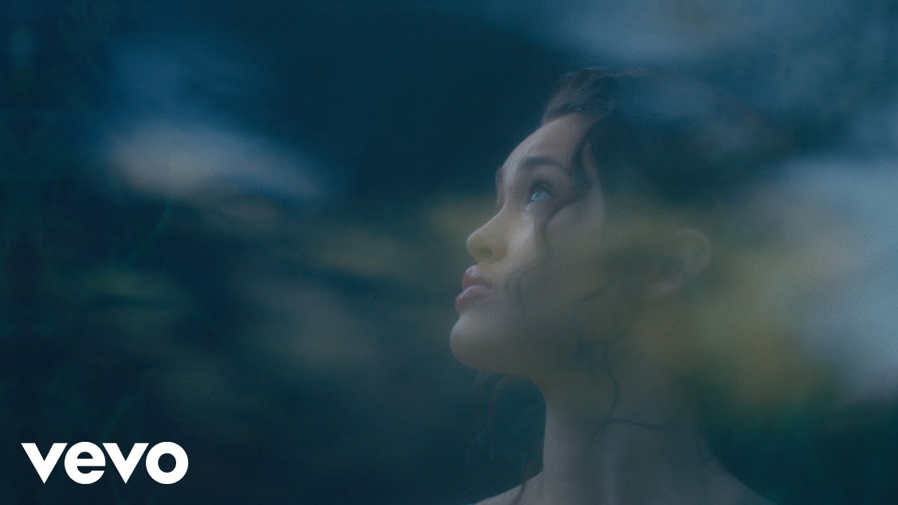 Elley Duh&eacute; - NATURE (Official Video)