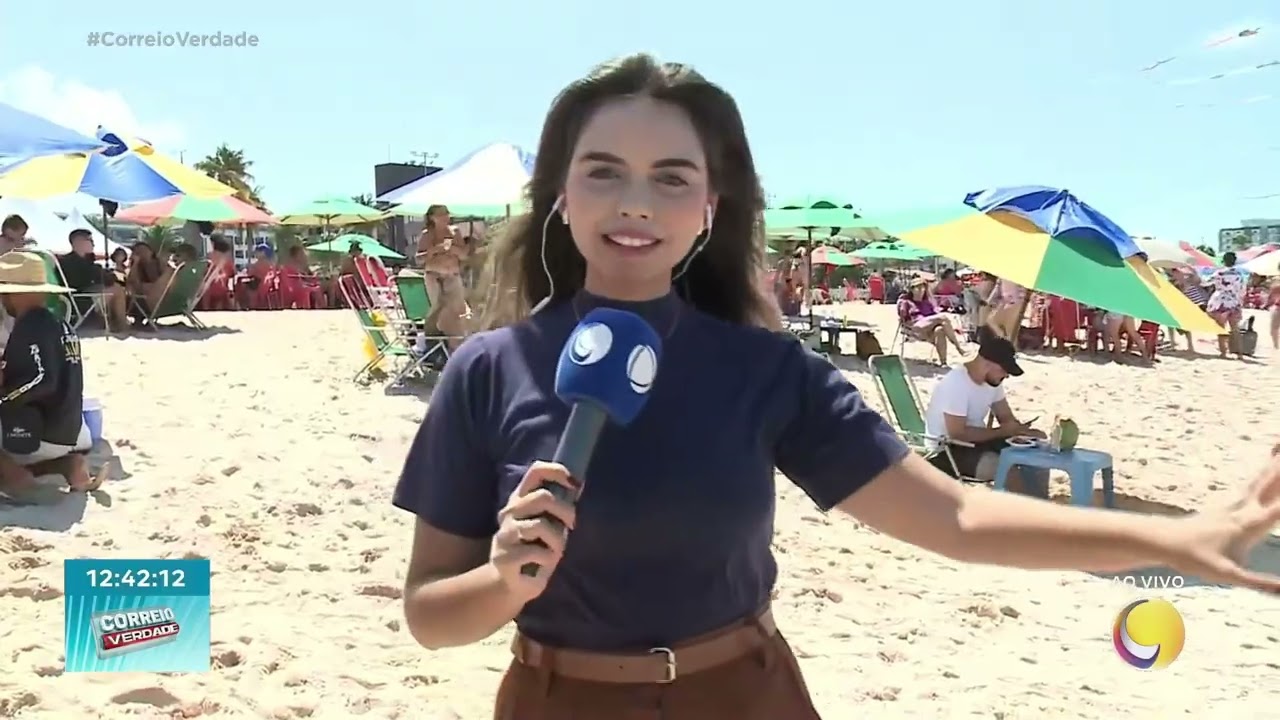 Turistas aproveitam o feriadão nas praias de João Pessoa