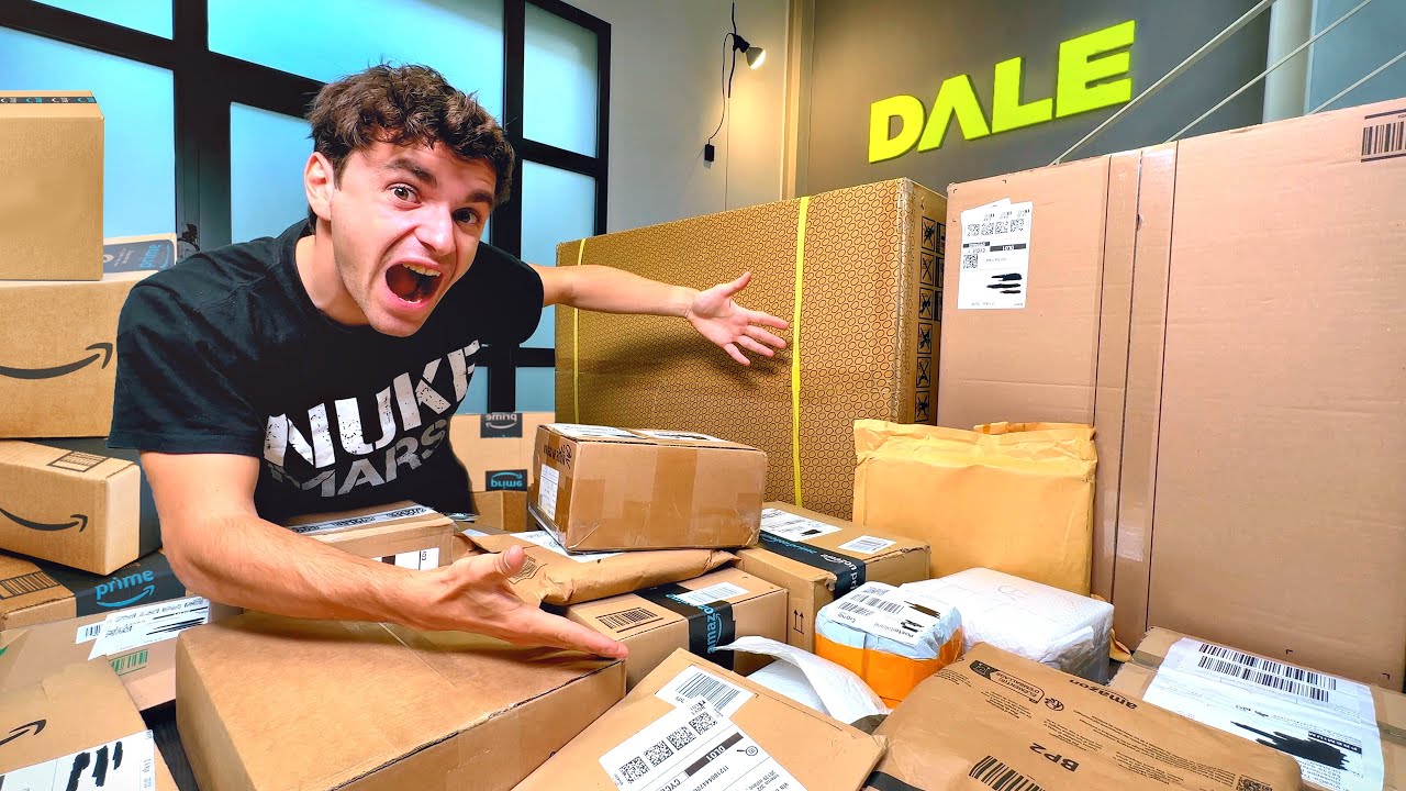 L'UNBOXING più GRANDE dell'anno