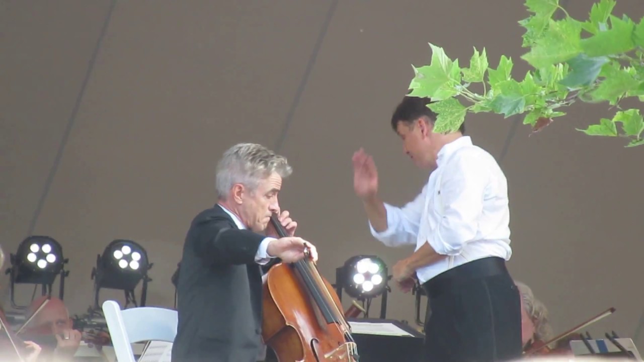 The Boston Pops  featuring Dermot Mulroney