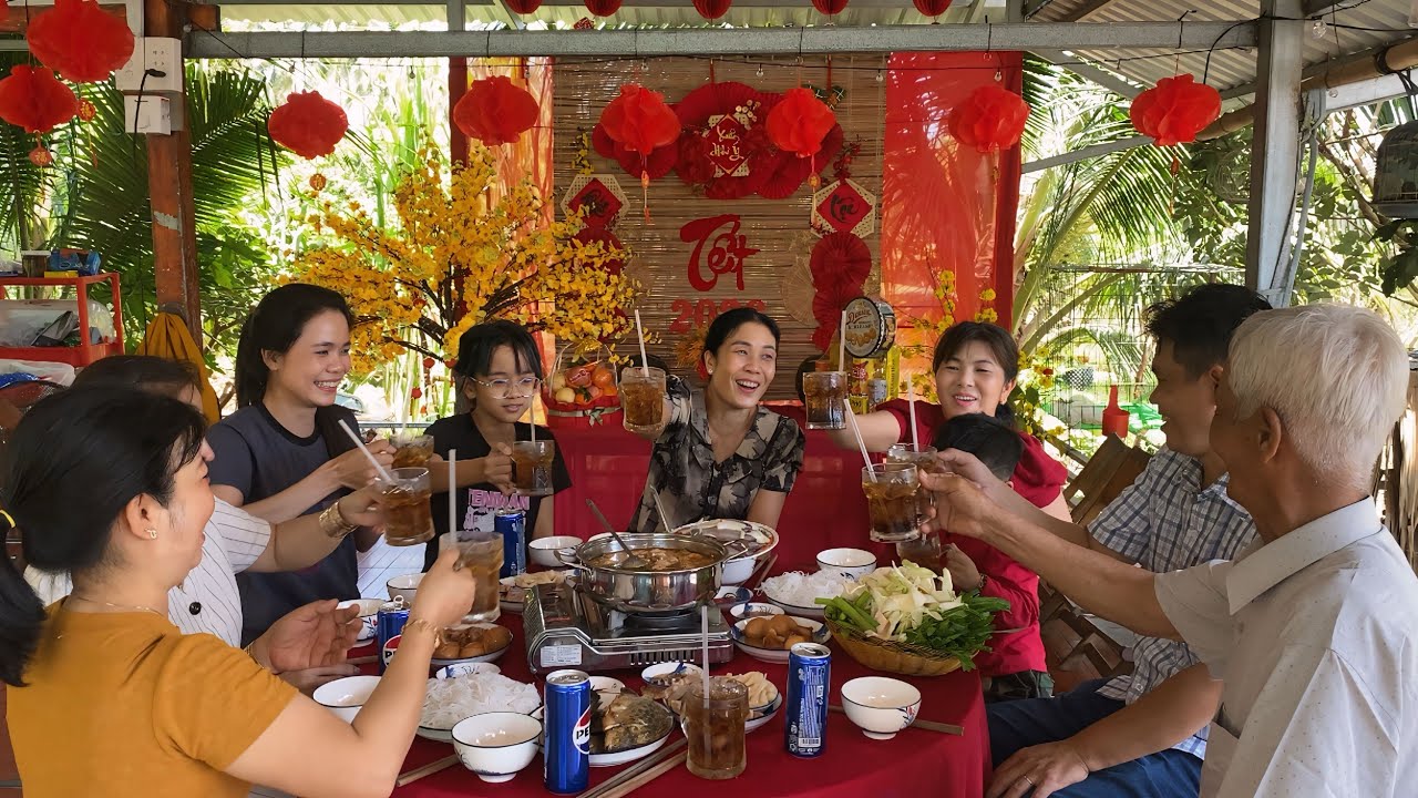 Mùng Bốn Tết Đón Anh Chị Trên Vĩnh Long Xuống Thăm Chúc Tết Cù Lao Nhãn | CLN