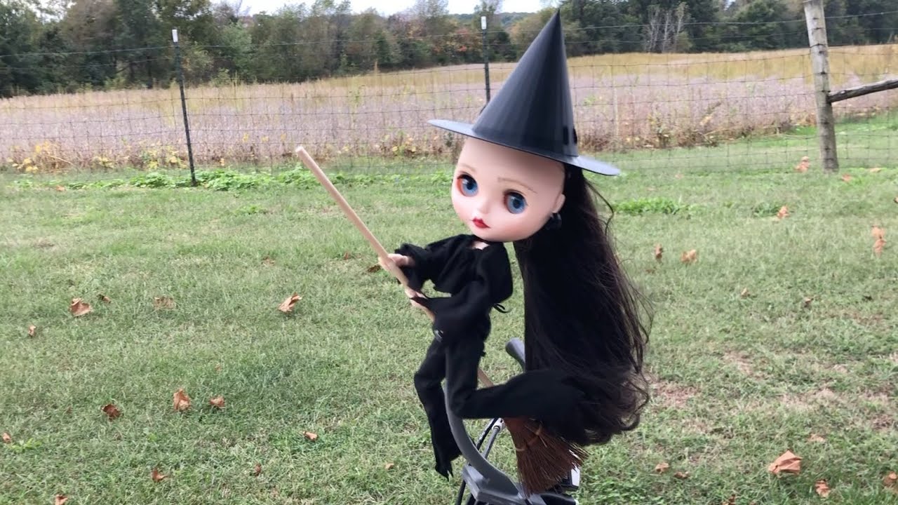 #DollsGoneGothWItches Gothea on a Stormy Ride ~ Collab with ~Jay Dolls UK~ & ~Rosie's Toy Chest~