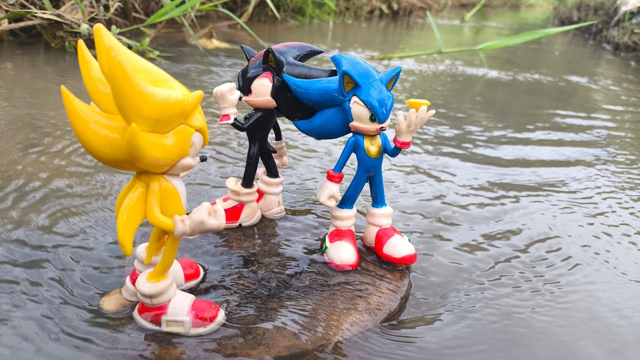 Sonic the hedgehog action figure :Sonic/knukles/Super sonic/Prime/Jaks/Were hog/Tails/Super shadow