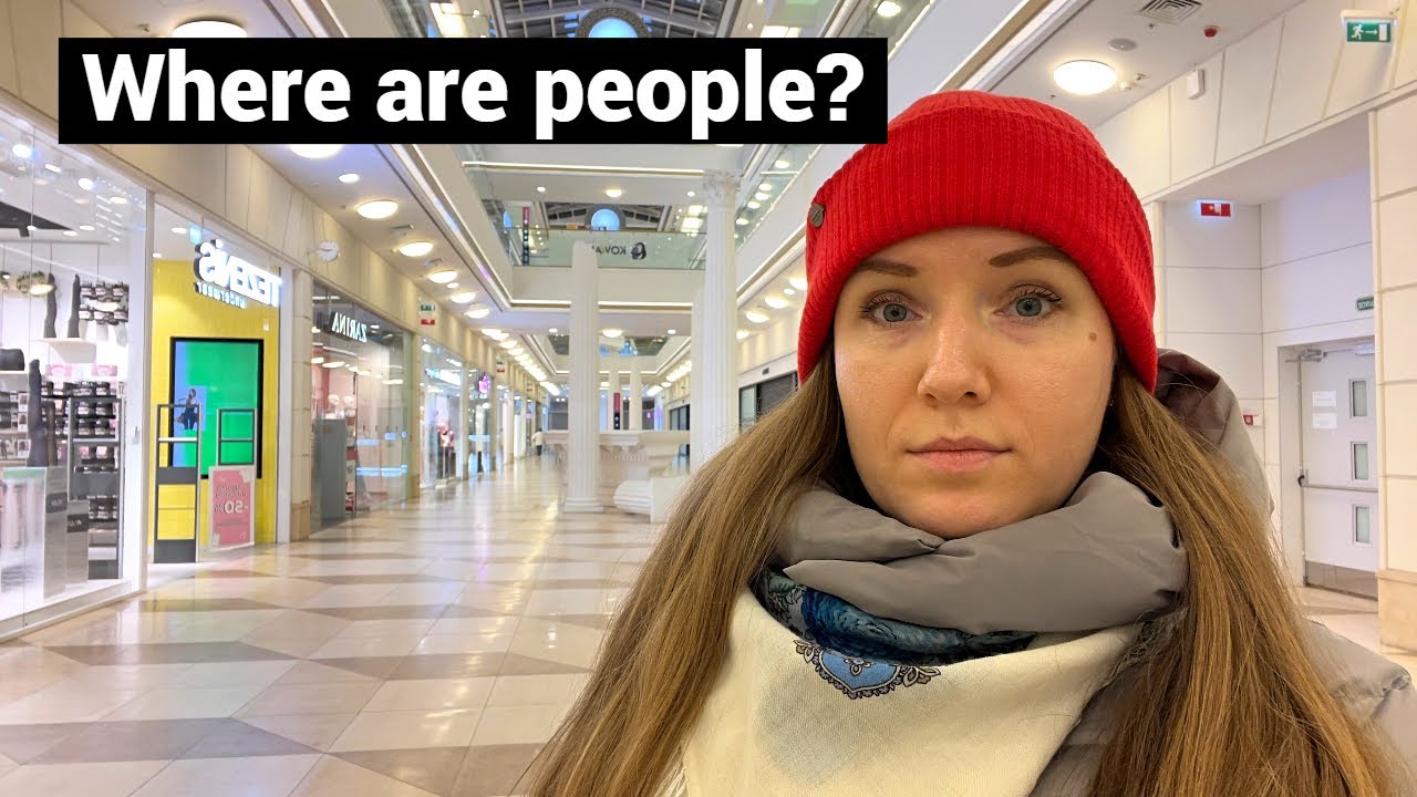 A year of sanctions. Russian shopping mall. What has changed?