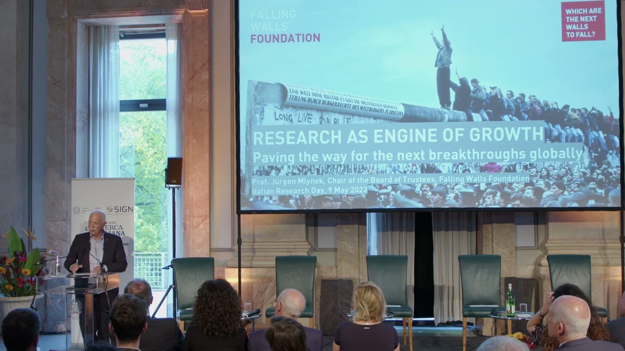 Talk by Juergen Mlynek (Falling Walls Foundation)