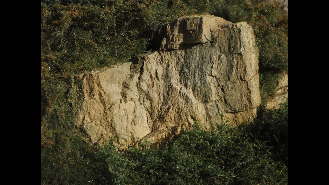 Die neuen Vampisol Modellfelsen - eingebaut in das Burgruinen Diorama