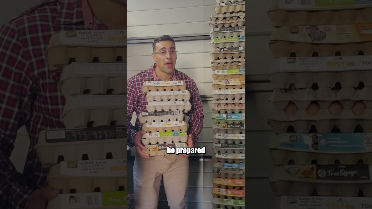 Тот самый парень, который в панике скупает всё подряд во время кризиса #новости