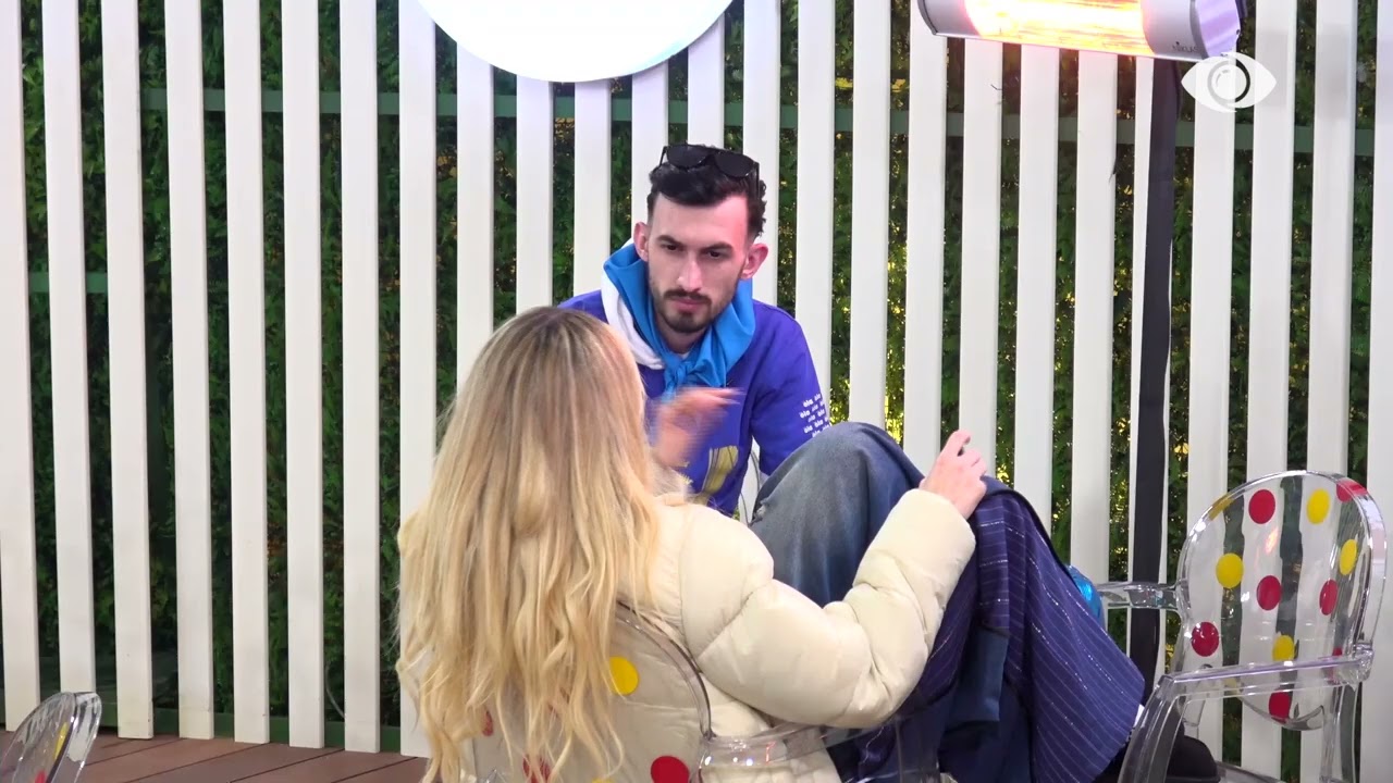 Selin përlotet teksa i rrëfen Kristit përmbajtjen e letrës së të atit: Nuk bëra asgjë nga ato që...