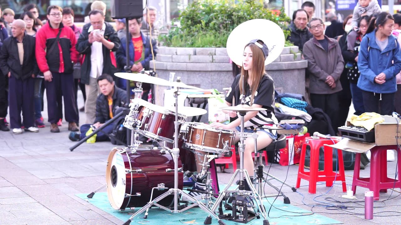 2016/2/9 陳曼青VelaBlue - My Happy Ending (Avril Lavigne) in 台北西門町6號出口