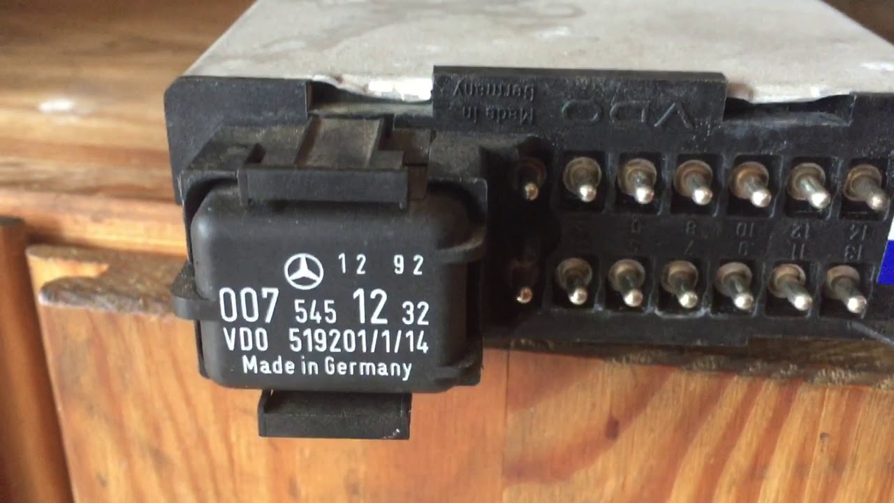 Замена усилителя круиз-контроля на автомобилях Mercedes S-класса W126