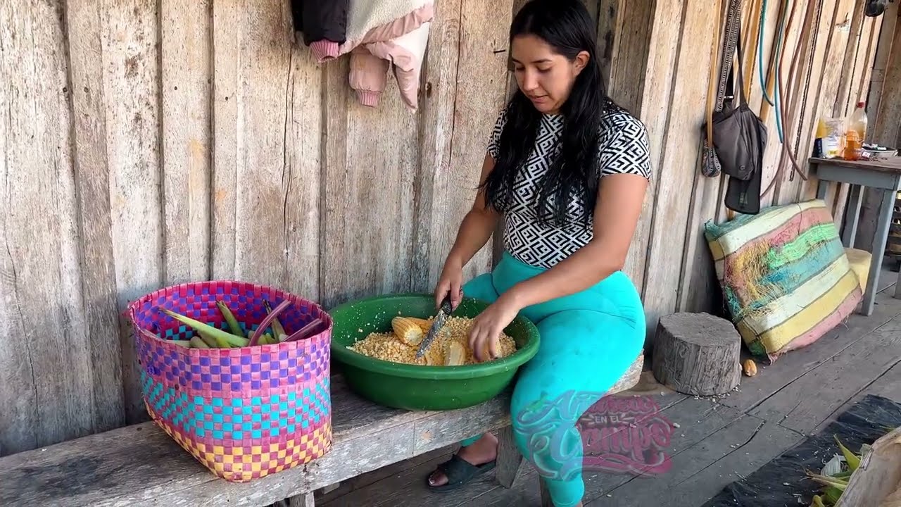 Aprovechando la temporada de choclos para hacer humitas 