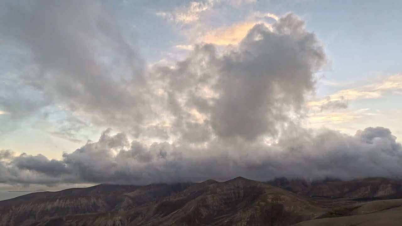 Cloudy Mountain Sunset (4K) | Relaxing Music