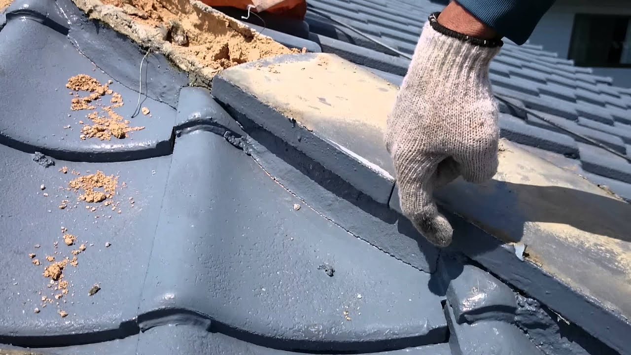 寄棟（よせむね）屋根の隅棟（すみむね）から起こる雨漏り原因です！