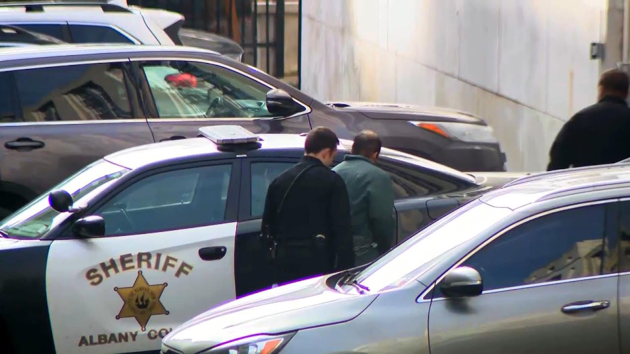 Man Accused of Firing Shotgun Outside Synagogue