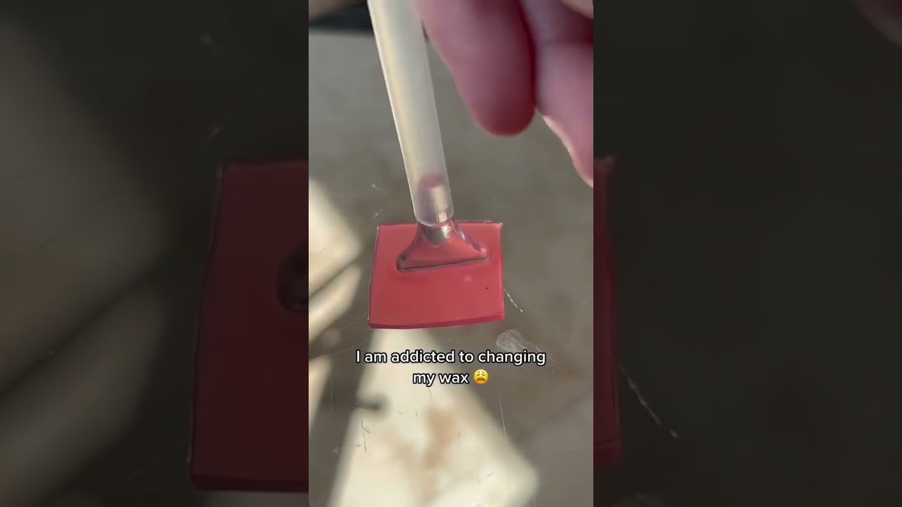 Diamond painting |  Learn to diamond paint | Changing out the wax in diamond painting