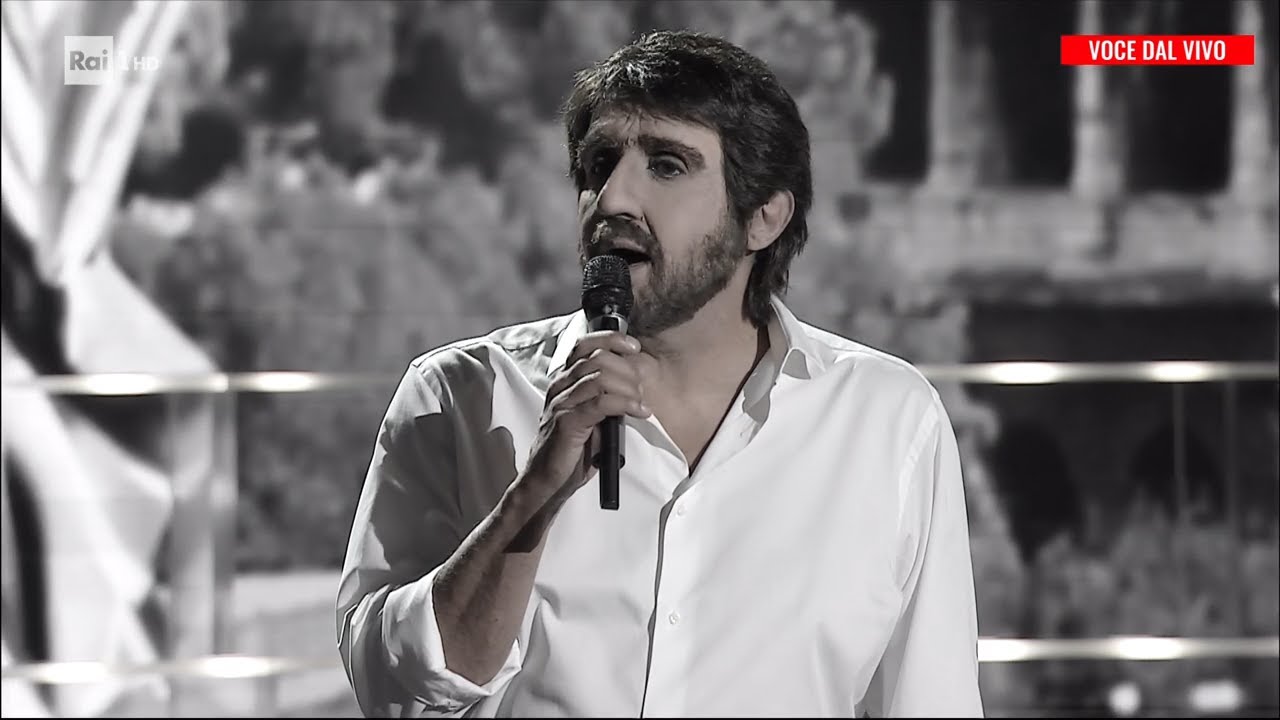 Insinna e Cirilli sono Gigi Proietti e Claudio Villa - Tale  e Quale show 07/11/2025