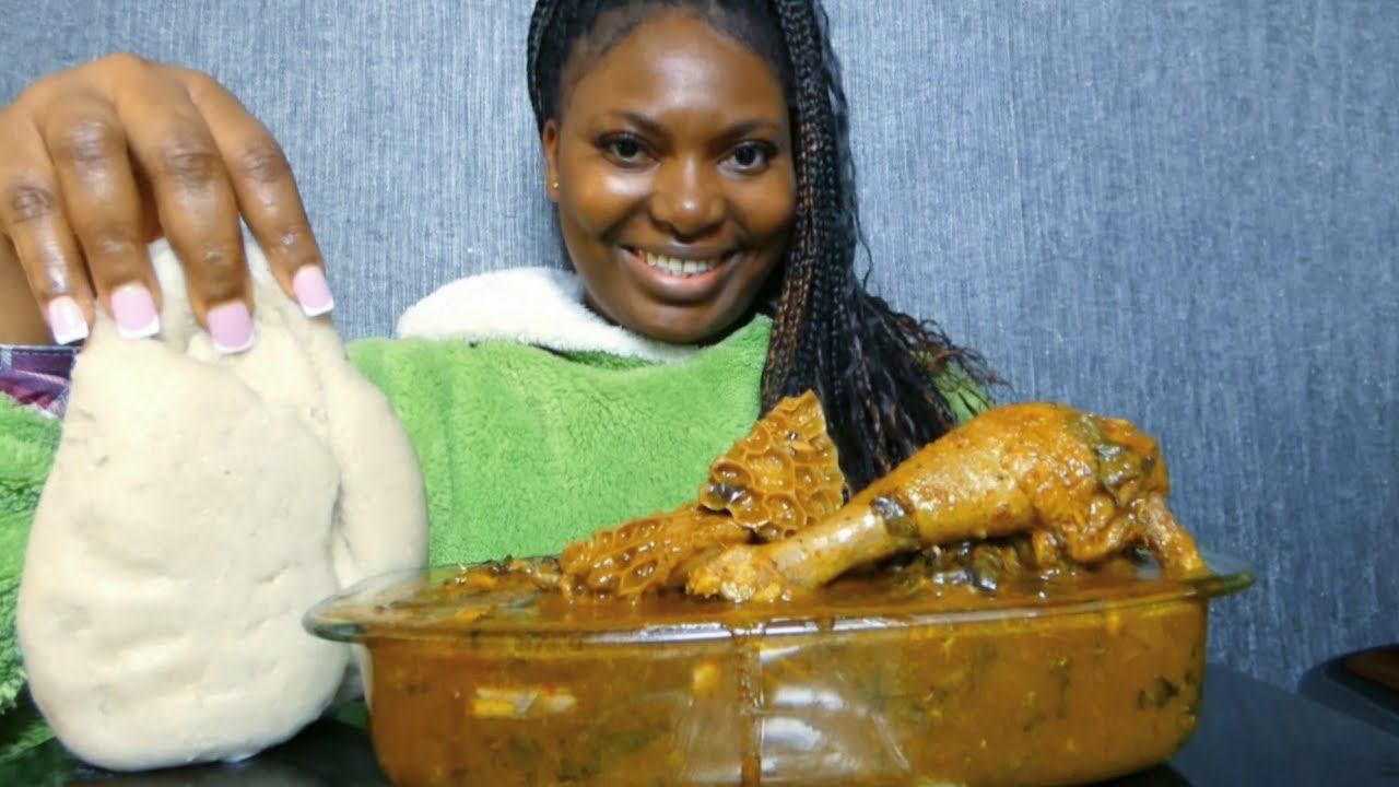 Asmr mukbang oha soup with fufu/ Nigerian foos mukbang