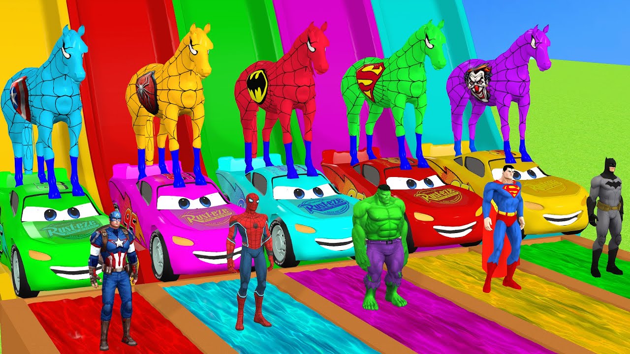 RED HORSE SPIDERMAN CROSSING FOUNTAIN ON RAINBOW SPIDERS BRIDGE AGAINST SHARKS RESCUE ANIMALS GAME