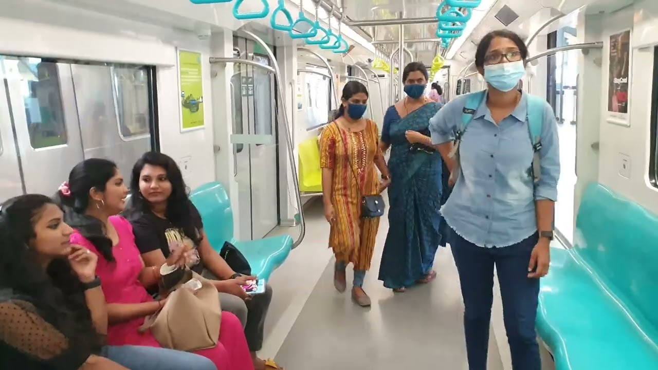 #kerala - kochi metro - Vyttila to Ernakulam south railway station @bmtechandtravel2976