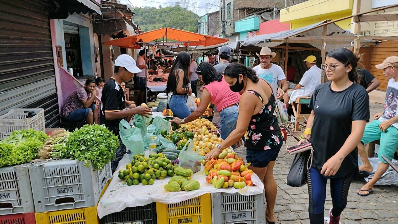FEIRA LIVRE DE MARAIAL PERNAMBUCO E O TÚNEL DA ANTIGA FERROVIA DO TREM