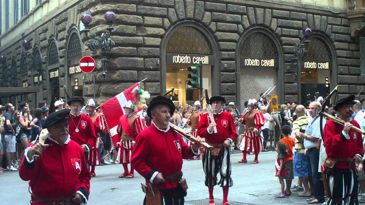 Флоренция. Шествие Calcio Storico (Средневековый футбол)