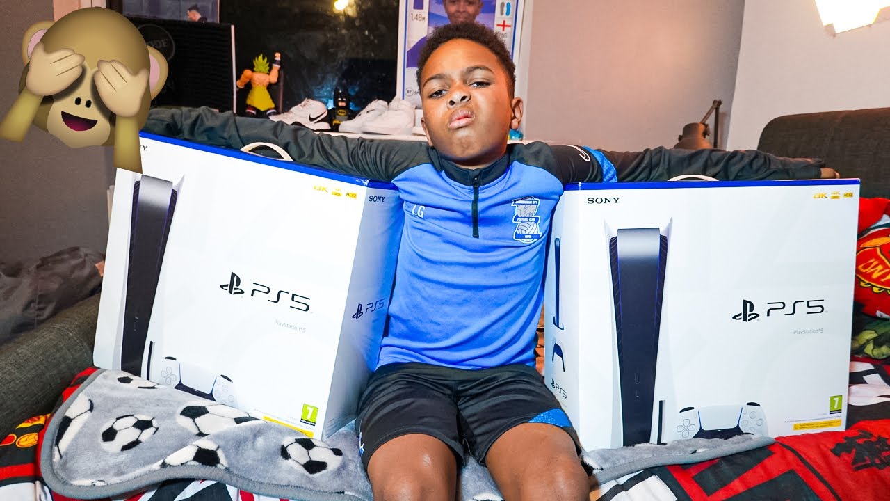 IDIOT UNBOXES PS5!