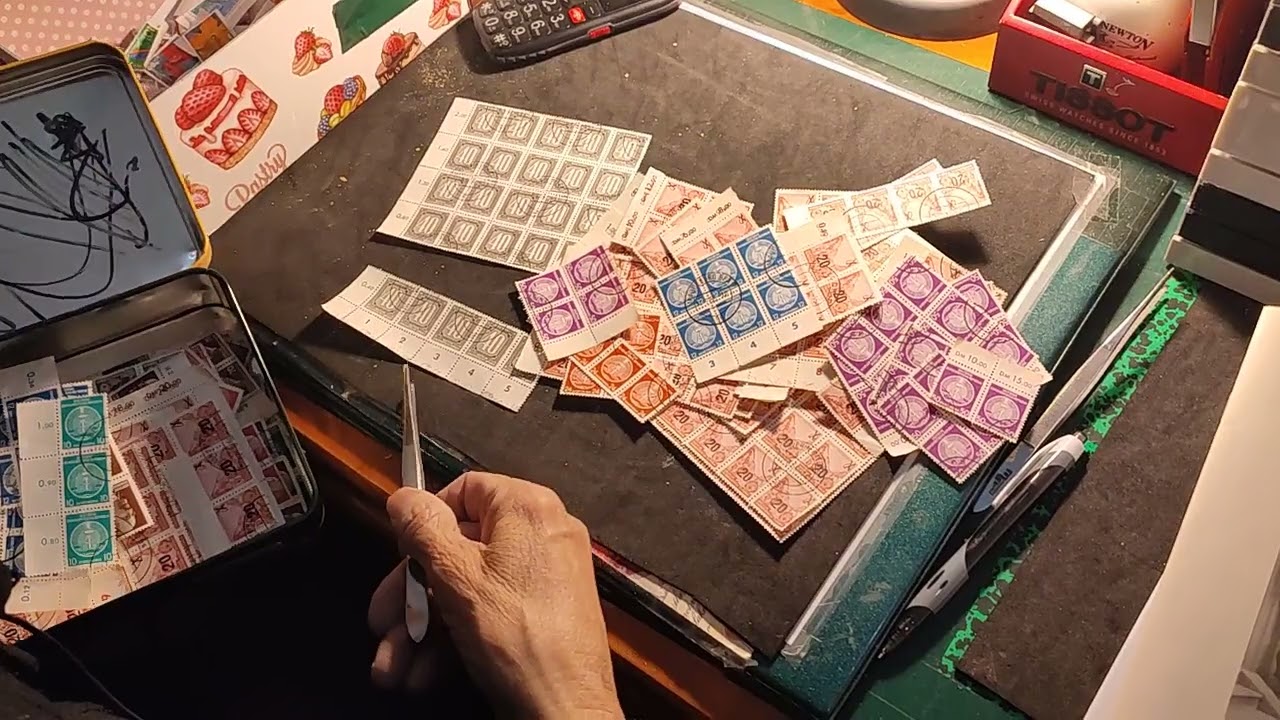 il mestiere del filatelico. usare incollare e pulire lavare i francobolli