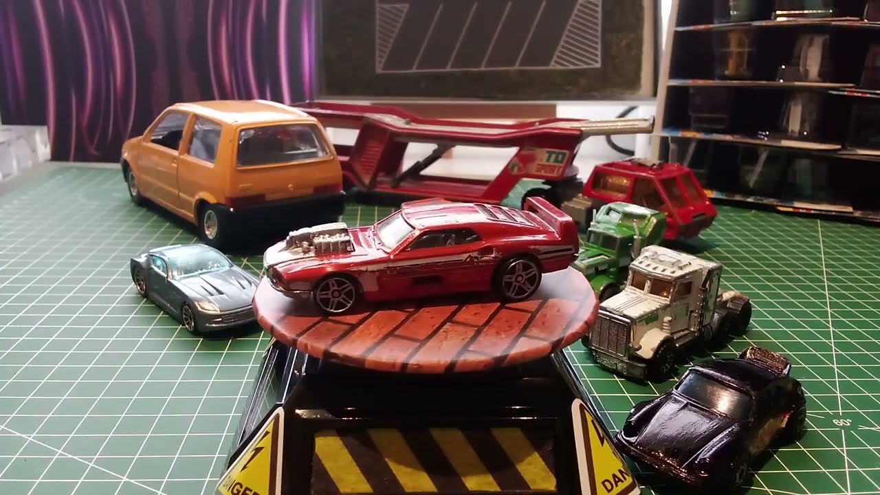 Hotwheels , Matchbox , Bburago