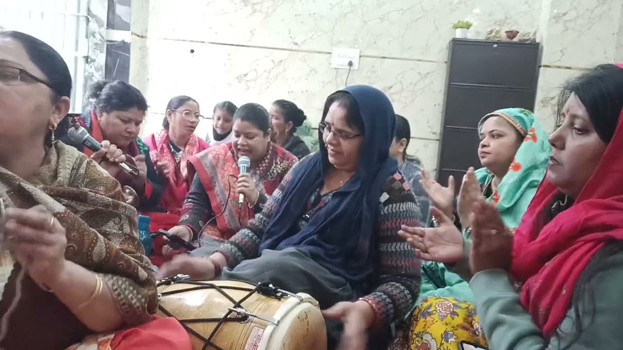 मैया मेरी जोड़ी बनाये रखना, मांग में सिन्दूर सजाये रखना🙏🥰 नवरात्रि भजन 🌹 | latasharmabhajans