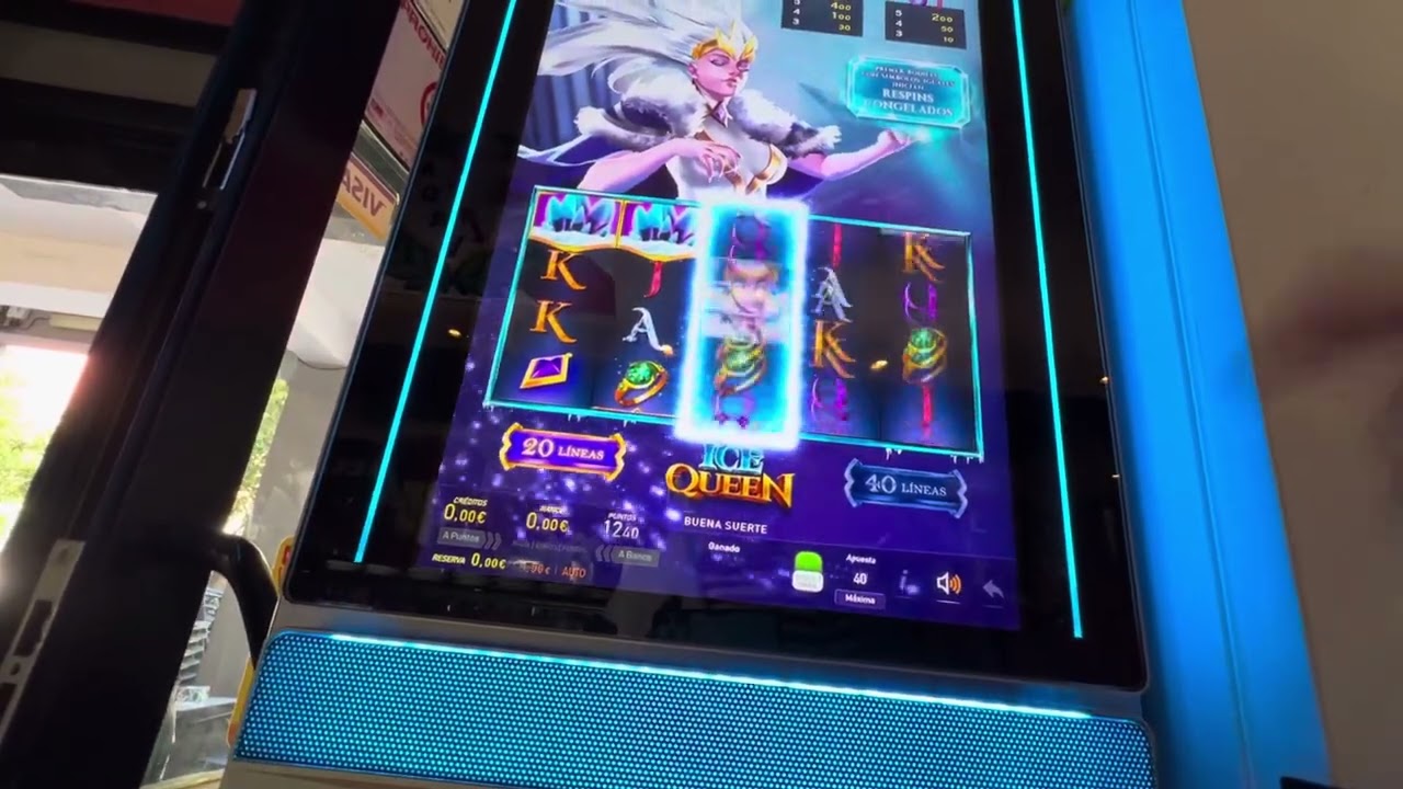 Tragaperras SNOW queen un bar ruta de madrid