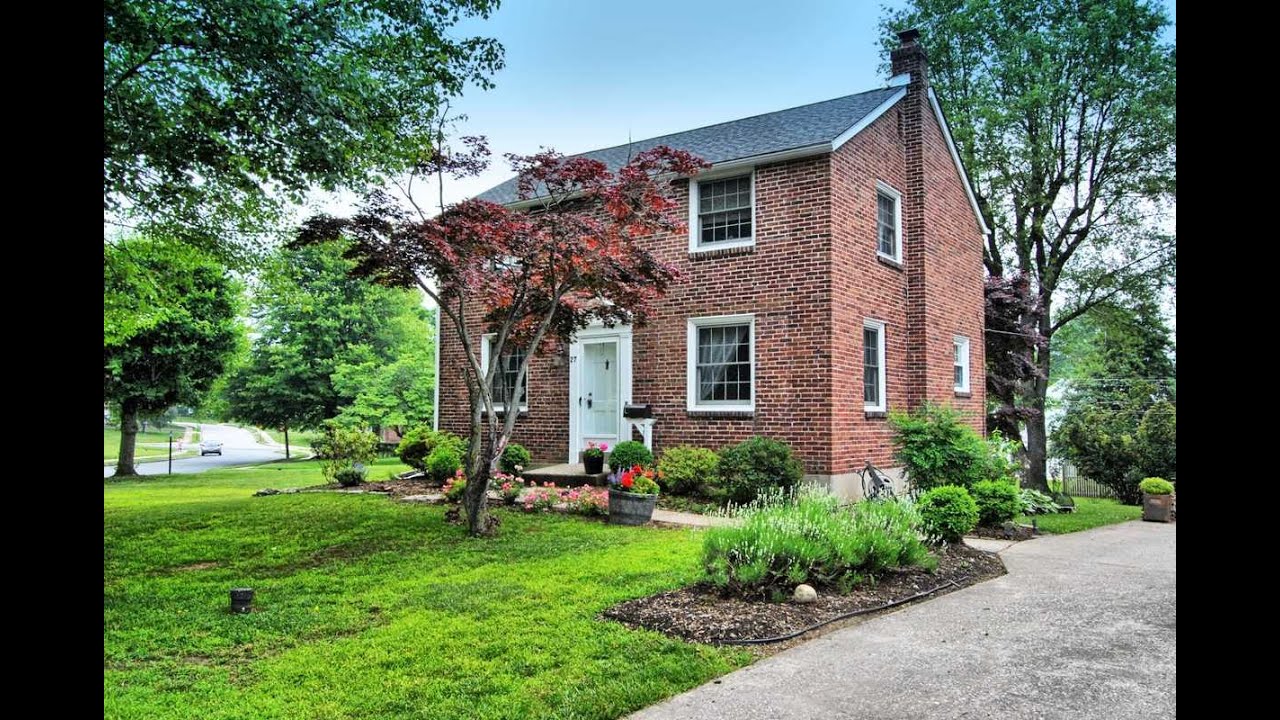Property for sale - 27 Worrell Dr, Springfield, PA 19064