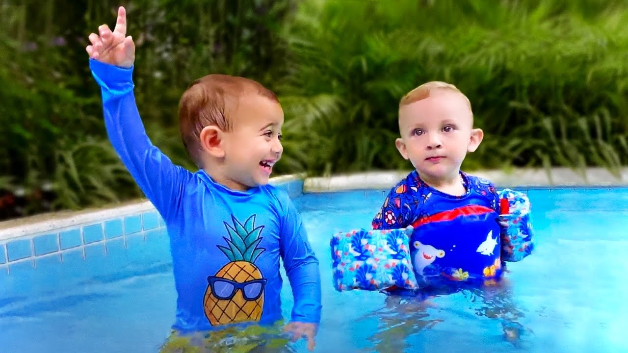 CHURRASCO E PISCINA COM OS BEBÊS!