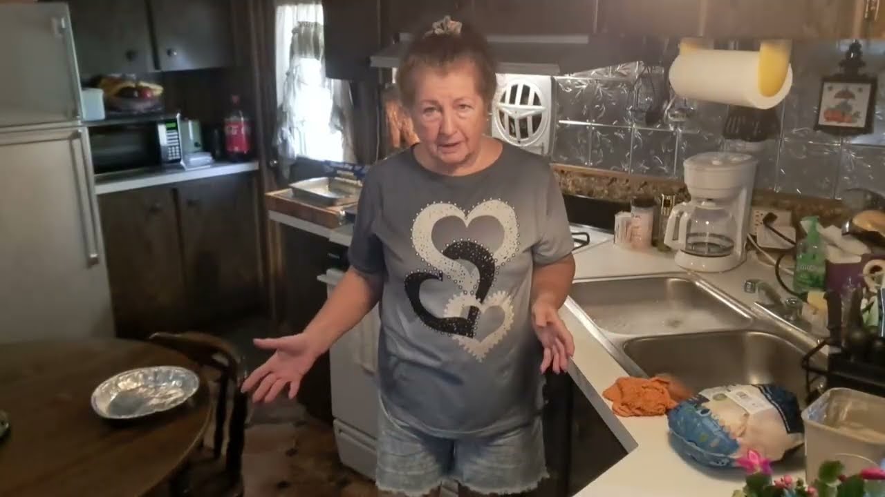 THANKSGIVING DINNER