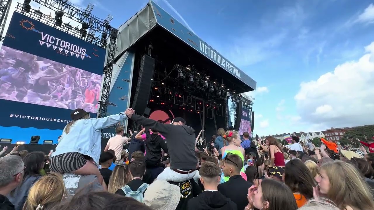 Naïve - The Kooks - Victorious Festival 2024 - Portsmouth - 25|8|24