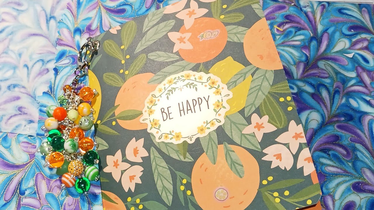 Simple Pocket Folder to Store Small Goodies