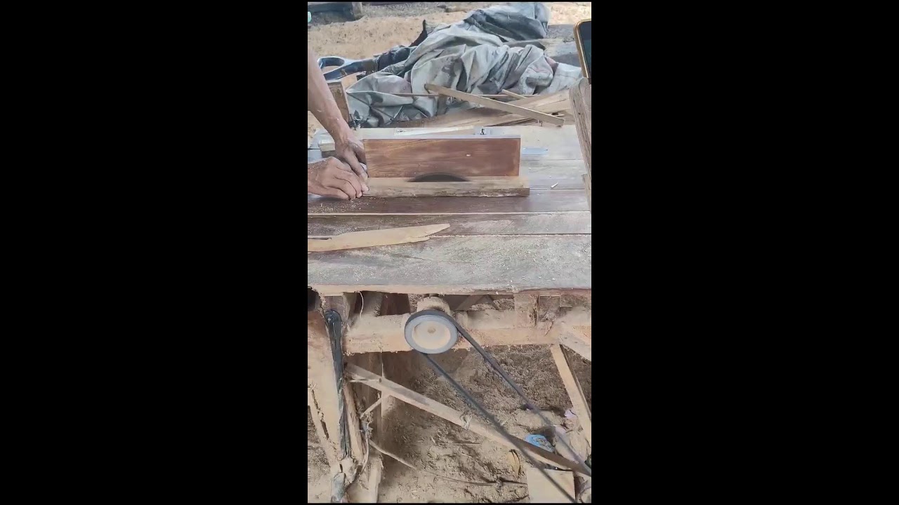 woodworking proses lemari