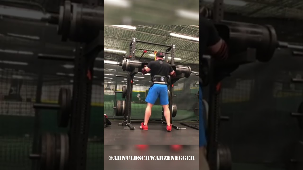 When the log presses you. That had to hurt | Gym fails with Ahnuld Schwarzenegger