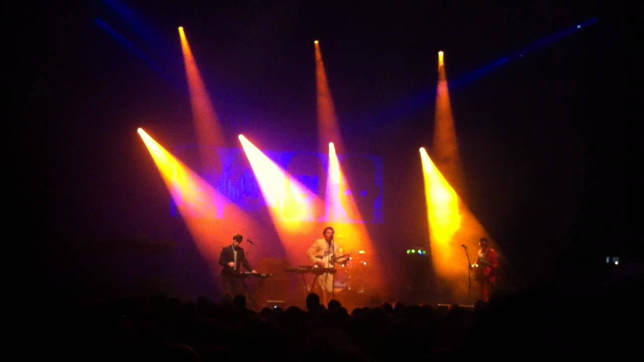 Metronomy - English Riviera & We Broke Free @ Olympia Paris
