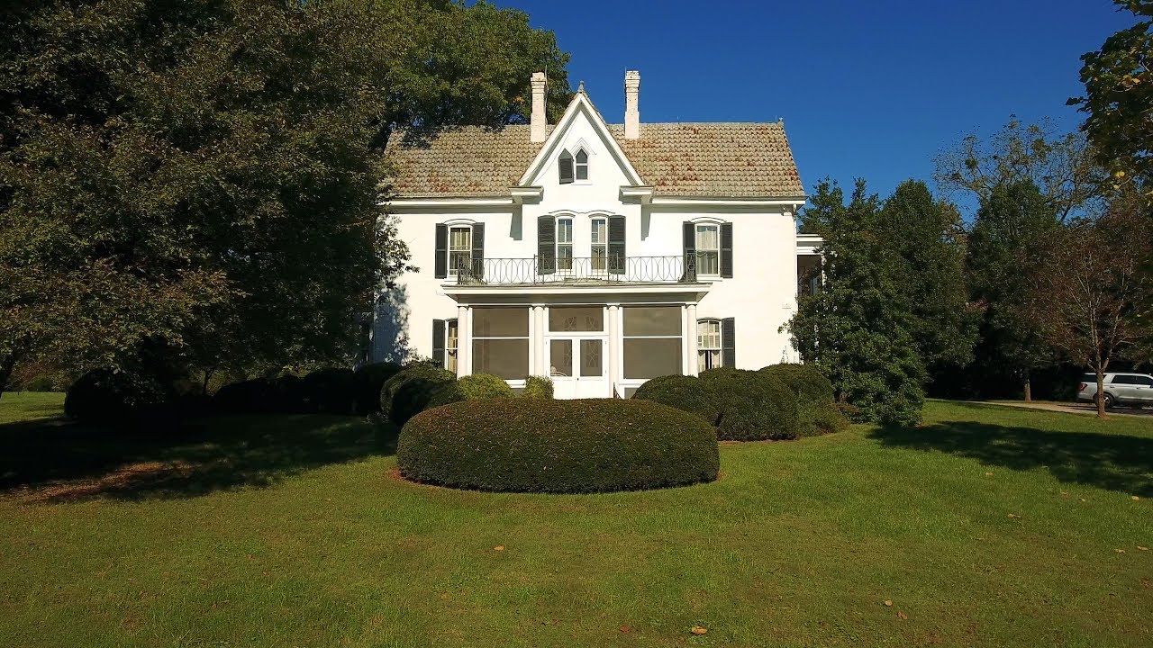 Walmac Farm - 3395 Paris Pike, Lexington, KY - Justice Real Estate