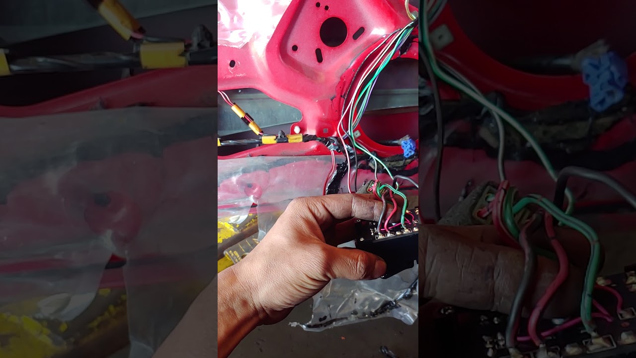 Электростеклоподъемники Mazda mx3 1993 года не работают
