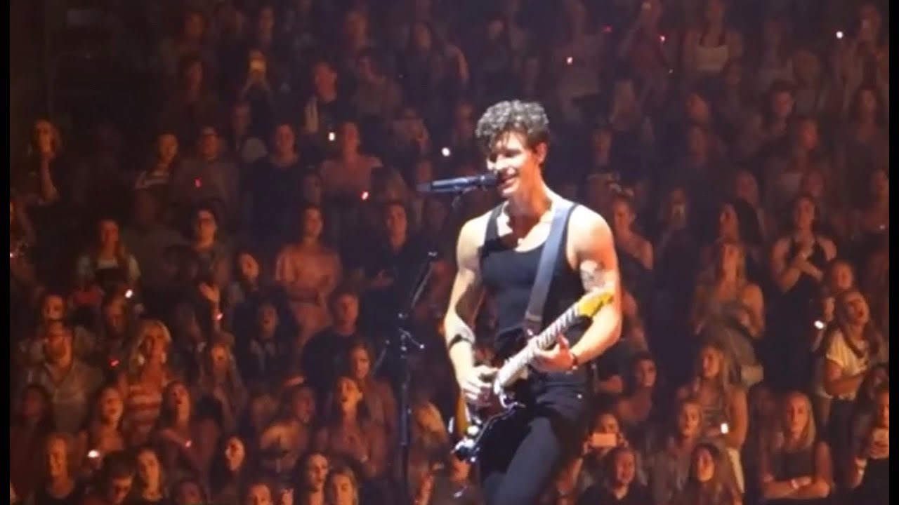 Shawn Mendes - Where Were You in the Morning (LIVE) 8.3.19