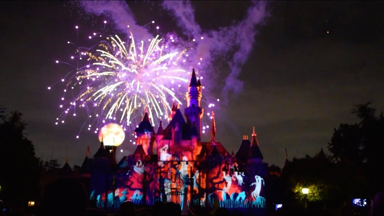 Halloween Screams Fireworks Show, Mickey's Halloween Party 2017, Disneyland Park