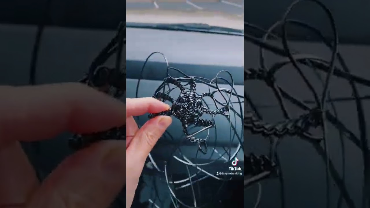 Would you jump if you saw this!?! #lanyard #boondoggle #scoubidou #spider #halloweencraft