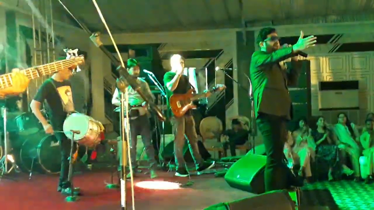 Mundian To Bach Ke, Saleem Javed, Pfizer Pakistan, Corporate Event, Live Concert At Four Seasons.