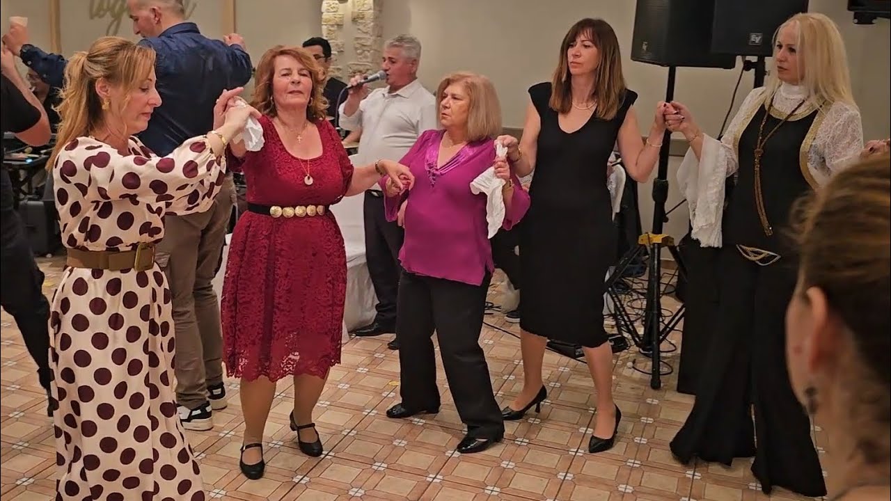 Τσάμικα - Στέρεψε η βρύση Χρύσω μου -Για δέστε το μαργιολικό -Τάκης Μπαλάσης- Δημήτρης Παπαγεωργίου 