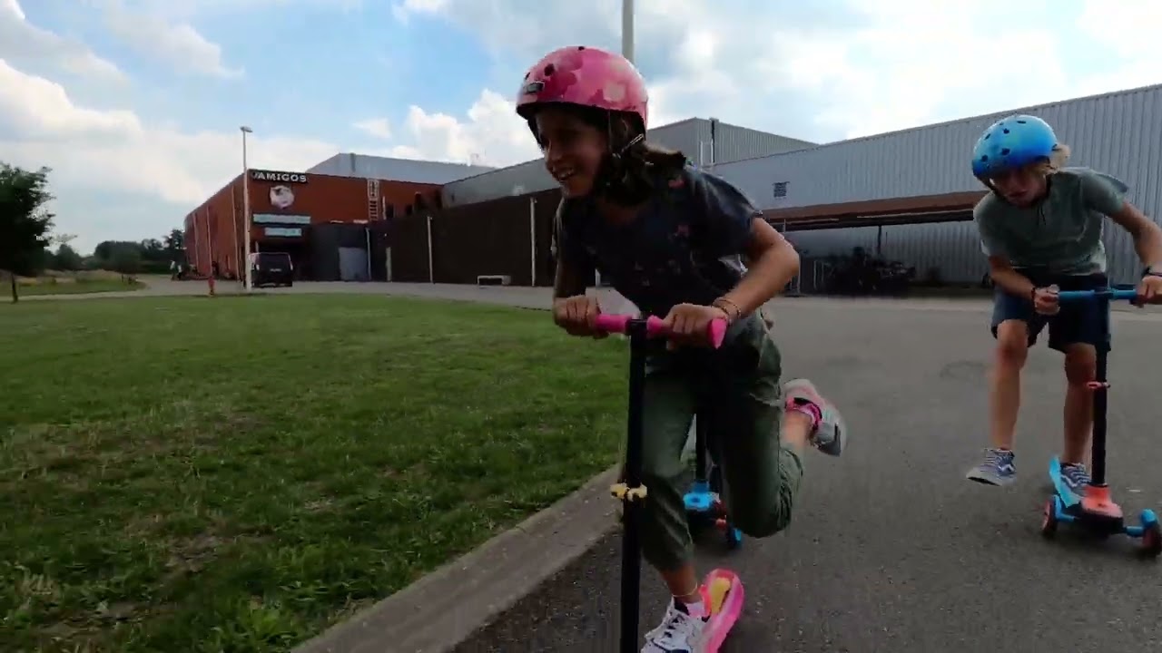 Chillafish Scotti 3-Rad Scooter mit Bremse