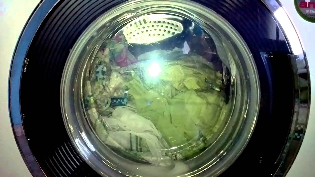 Lava e seca Electrolux Eco Turbo 9kg (LSE09) - Programa Cama e Banho