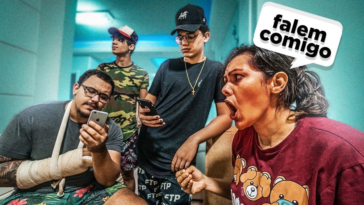 IGNORAMOS MINHA MÃE POR UM DIA! (CHOROU?)