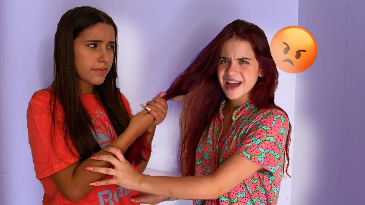 IRRITANDO TODAS AS MENINAS DA DOLLS!!!