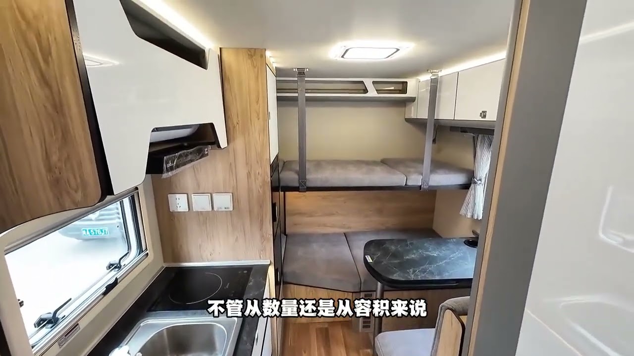 便宜9万的自由炮感恩版，比标准版少了啥？它真的适合你吗？ #览众房车 #皮卡房车 #四驱房车 #自由炮 #越野房车